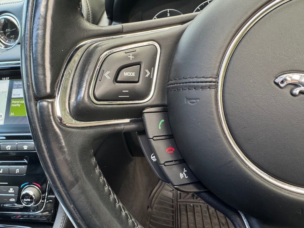 Used Jaguar XJ 2017 for sale - 76649580: Photo 24
