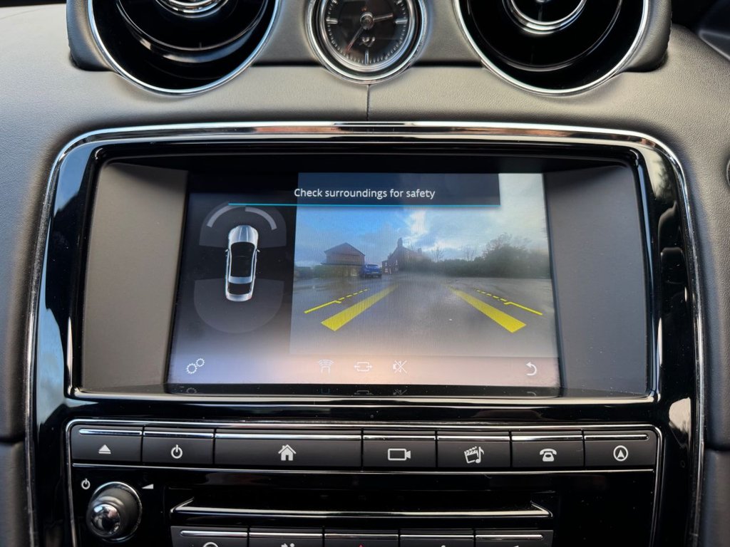 Used Jaguar XJ 2017 for sale - 76649580: Photo 30