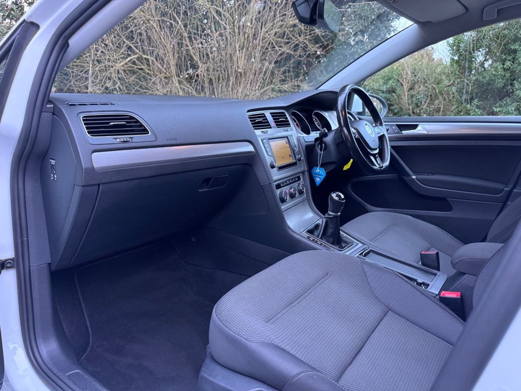 Used Volkswagen Golf 2016 for sale - 77464333: Photo 20