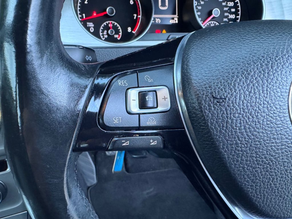 Used Volkswagen Golf 2016 for sale - 77464333: Photo 24