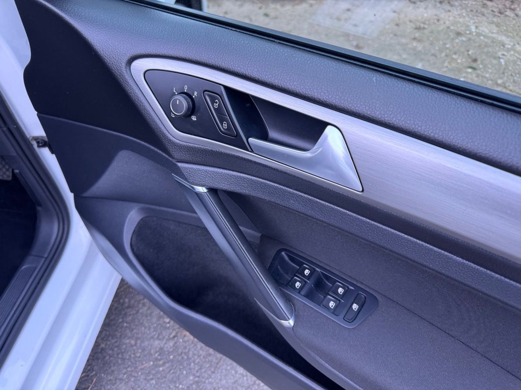 Used Volkswagen Golf 2016 for sale - 77464333: Photo 32