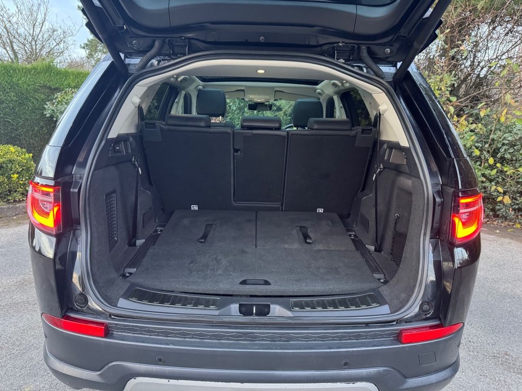 Used Land Rover Discovery Sport 2019 for sale - 76655045: Photo 30