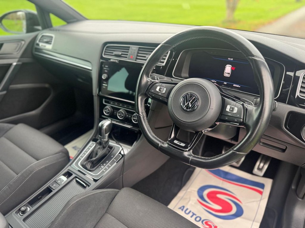 Used Volkswagen Golf 2019 for sale - 76649582: Photo 24