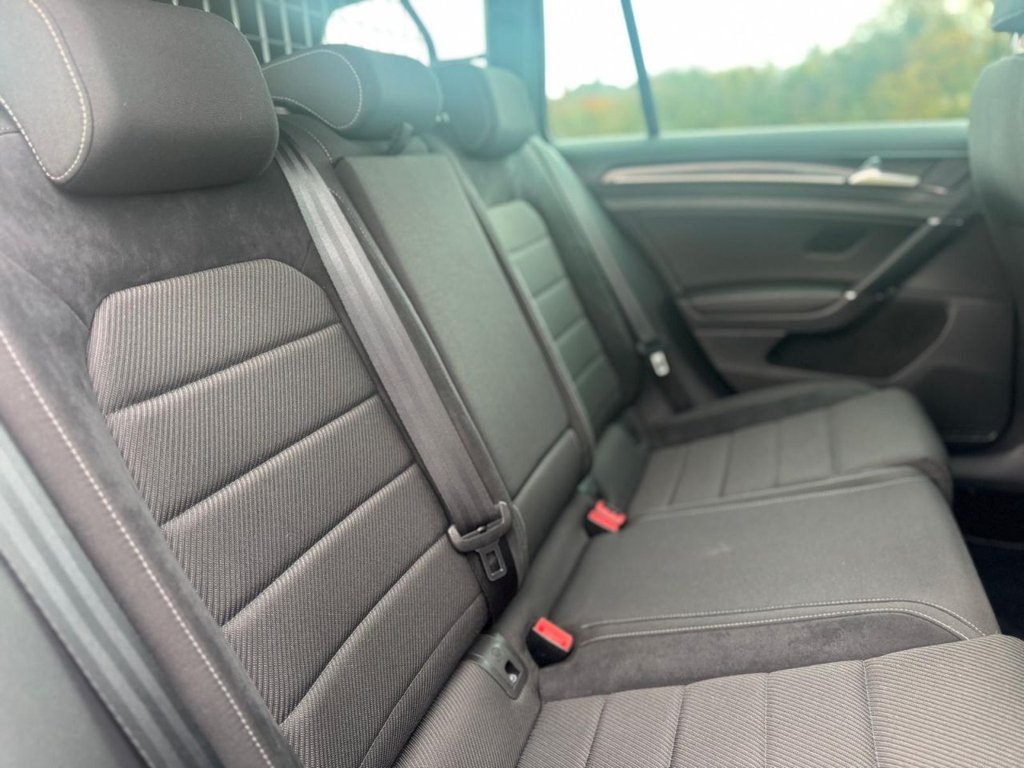 Used Volkswagen Golf 2019 for sale - 76649582: Photo 41