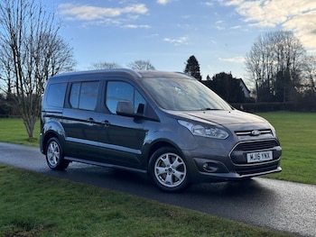 Used Ford Grand Tourneo Connect 2016 for sale - 77263402: Photo