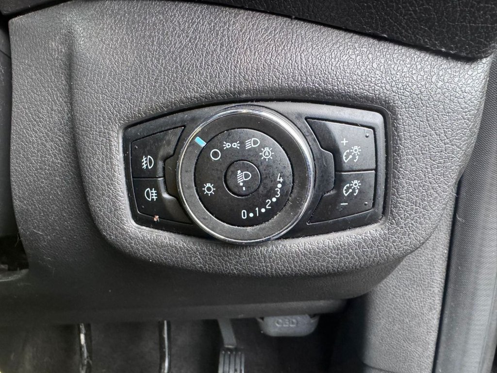 Used Ford Grand Tourneo Connect 2016 for sale - 77263402: Photo 29