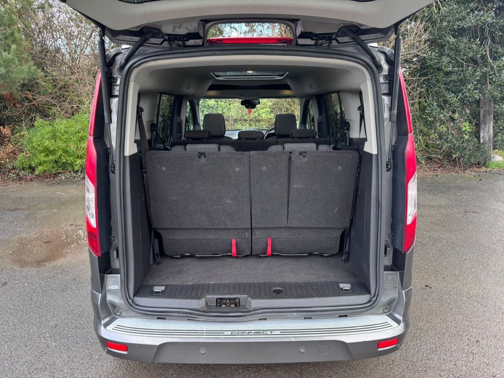 Used Ford Grand Tourneo Connect 2016 for sale - 77263402: Photo 35