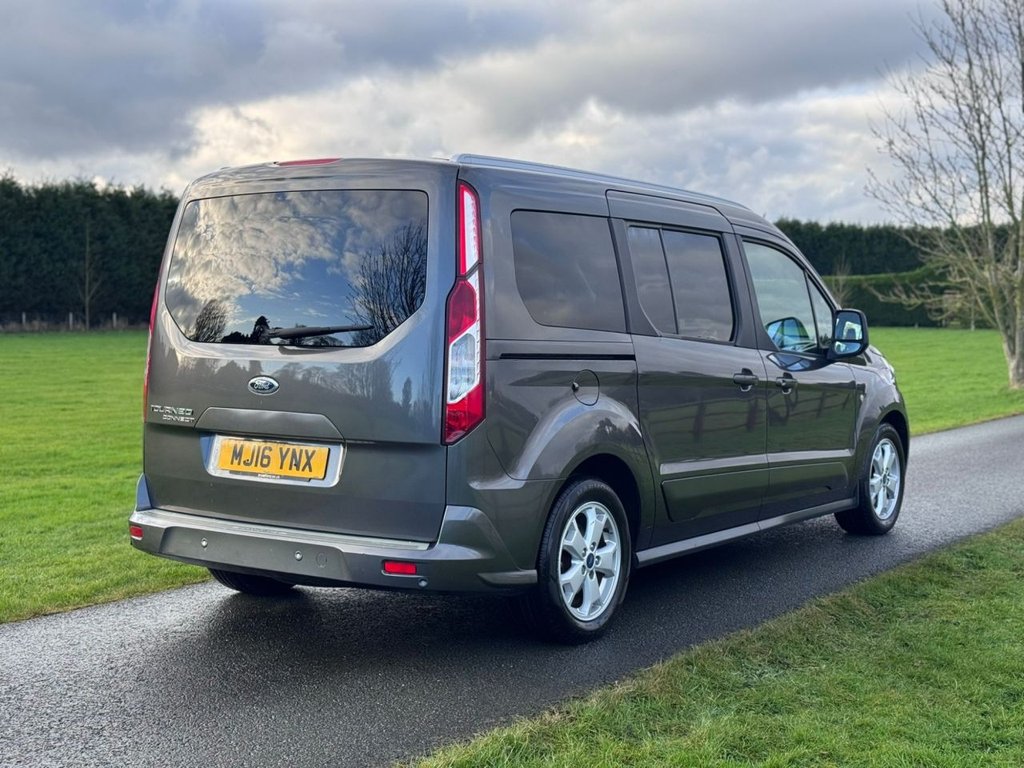Used Ford Grand Tourneo Connect 2016 for sale - 77263402: Photo 5