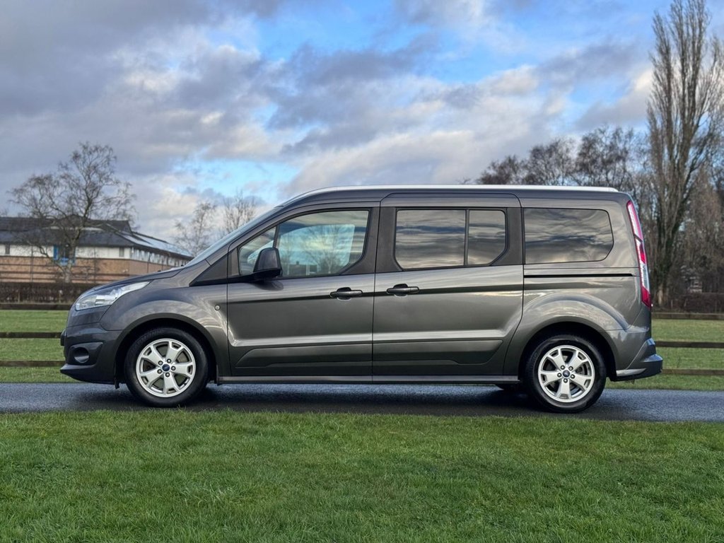 Used Ford Grand Tourneo Connect 2016 for sale - 77263402: Photo 8