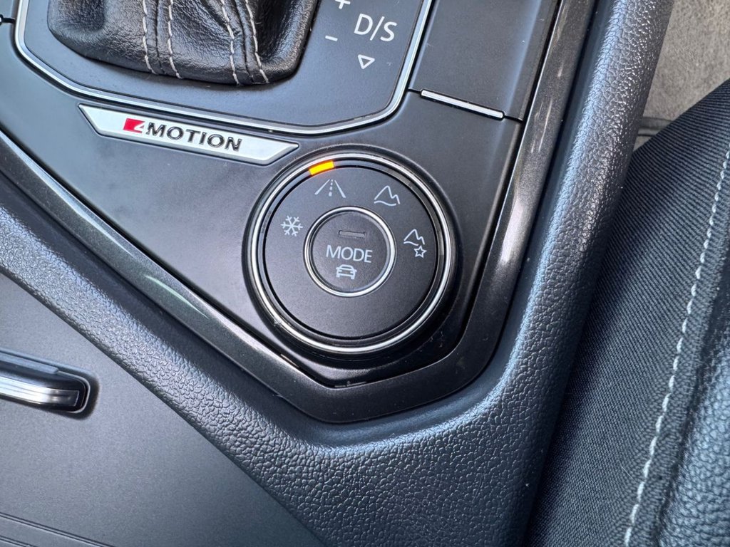 Used Volkswagen Tiguan 2018 for sale - 77356259: Photo 30