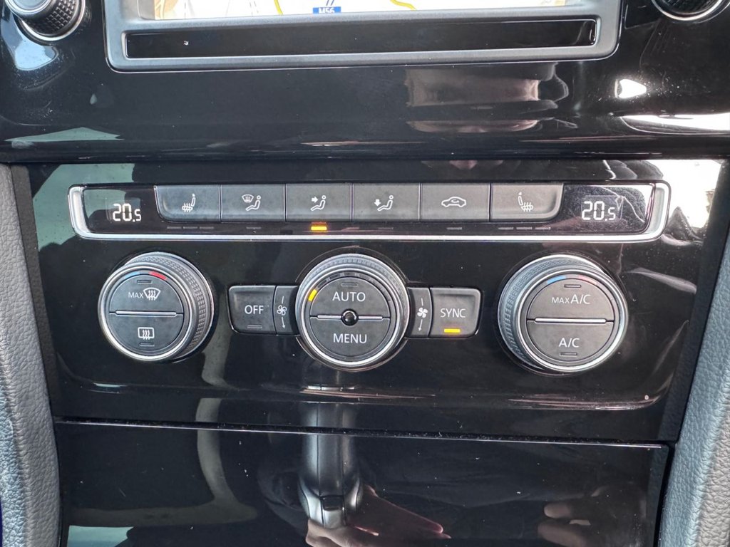 Used Volkswagen Golf 2016 for sale - 77341937: Photo 28