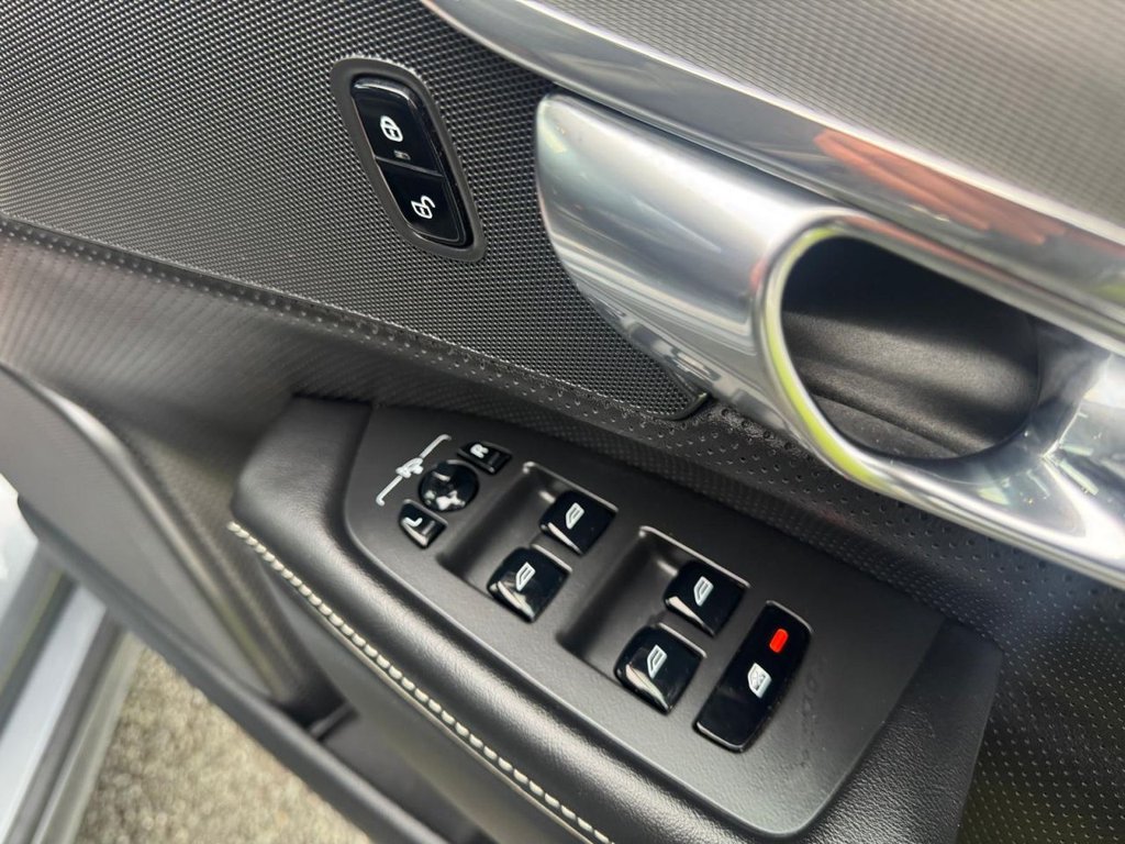 Used Volvo V90 2018 for sale - 77139994: Photo 41