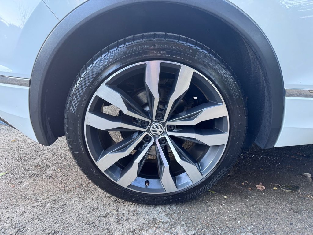 Used Volkswagen Tiguan 2017 for sale - 76923947: Photo 12