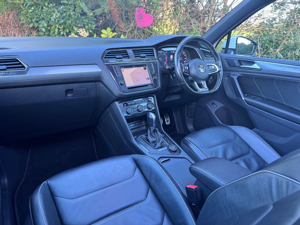 Used Volkswagen Tiguan 2017 for sale - 76923947: Photo 14
