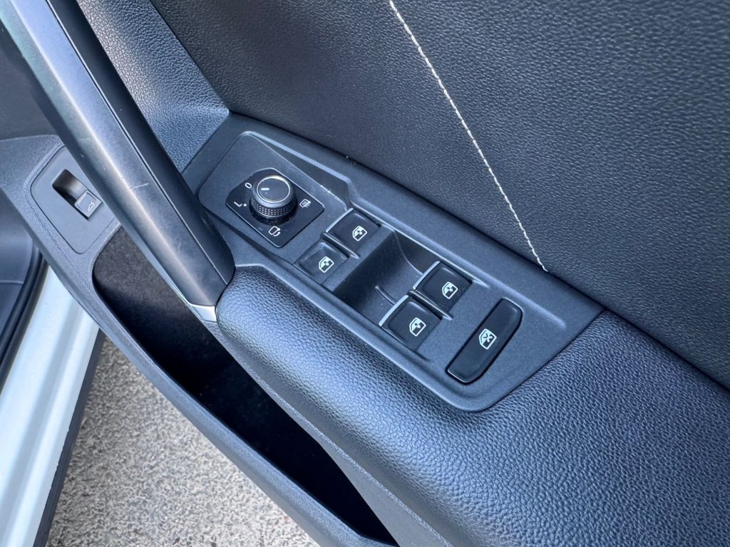 Used Volkswagen Tiguan 2017 for sale - 76923947: Photo 27