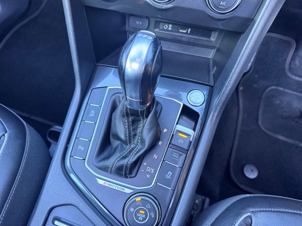 Used Volkswagen Tiguan 2017 for sale - 76923947: Photo 28