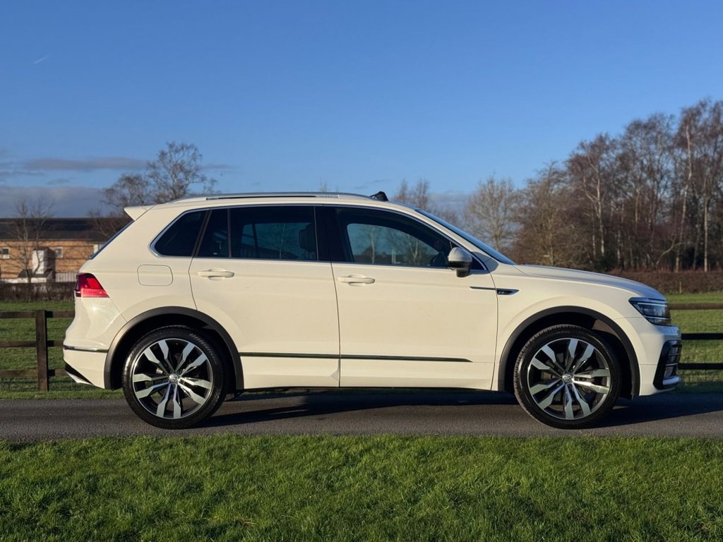 Used Volkswagen Tiguan 2017 for sale - 76923947: Photo 3