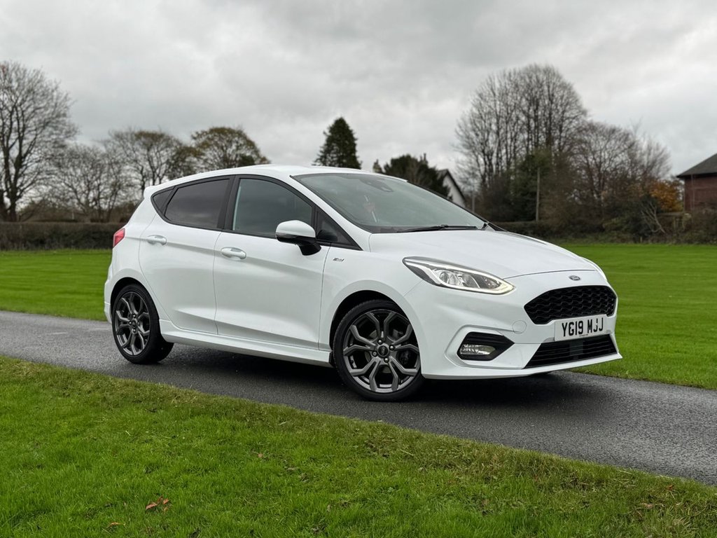 Used Ford Fiesta 2019 for sale - 76649581: Photo 1