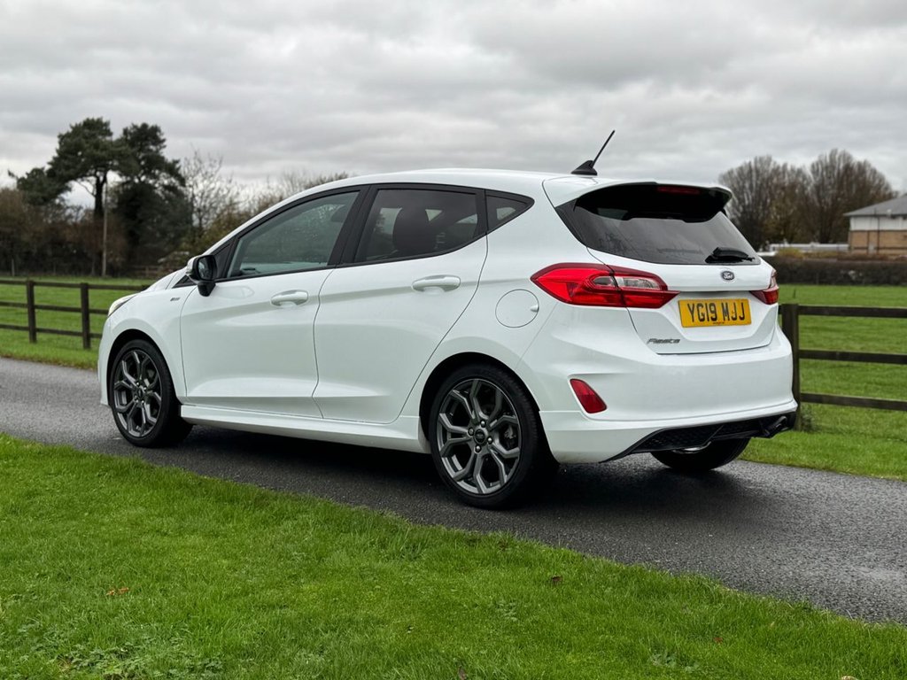 Used Ford Fiesta 2019 for sale - 76649581: Photo 6
