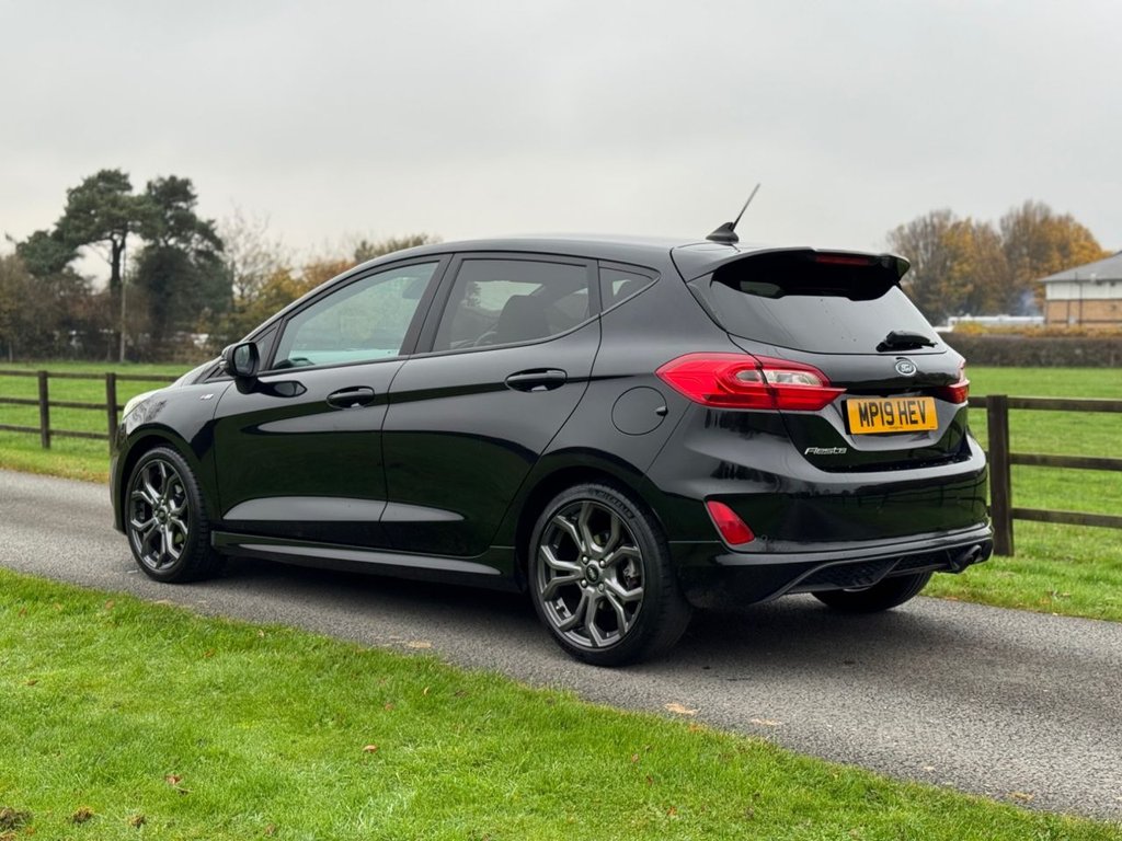 Used Ford Fiesta 2019 for sale - 76649576: Photo 6