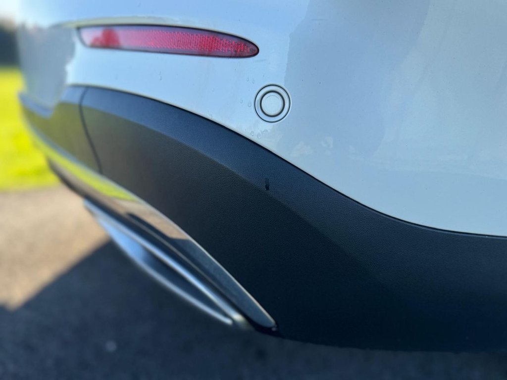 Used Mercedes-Benz GLC 2018 for sale - 76649579: Photo 12