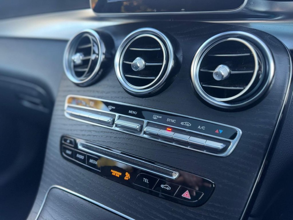 Used Mercedes-Benz GLC 2018 for sale - 76649579: Photo 41