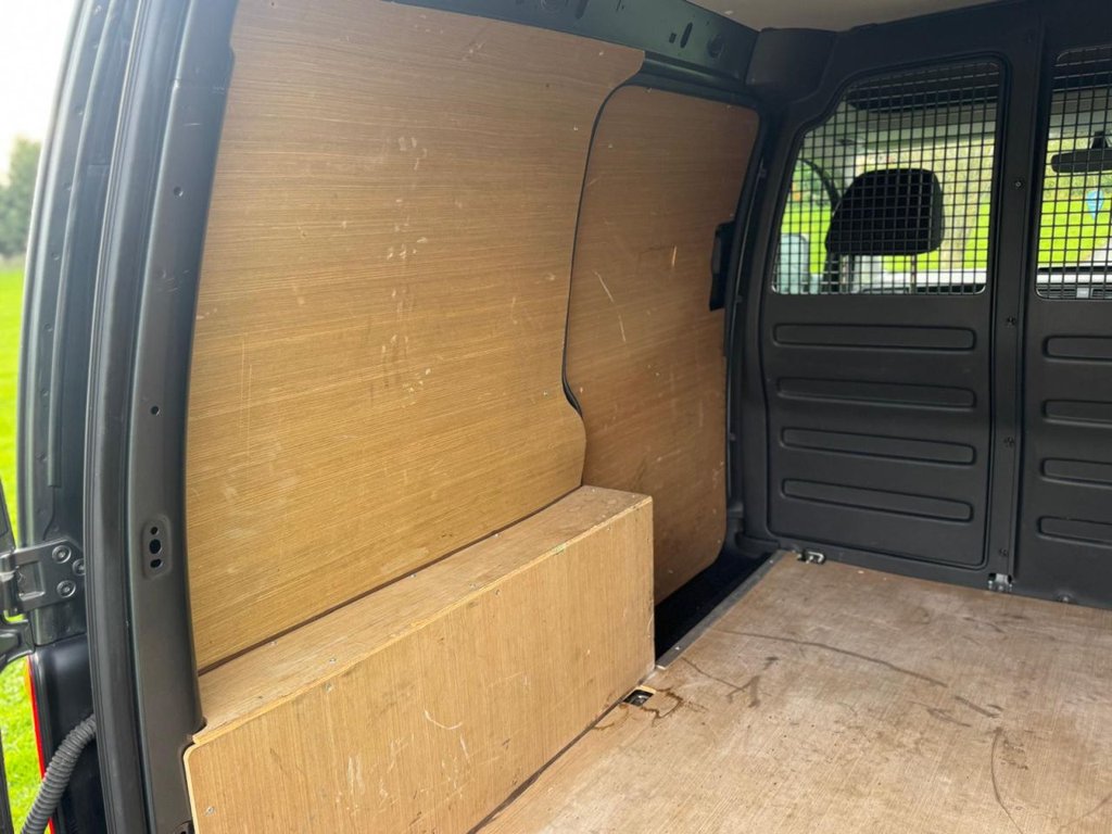 Used Volkswagen Caddy 2018 for sale - 76649578: Photo 18