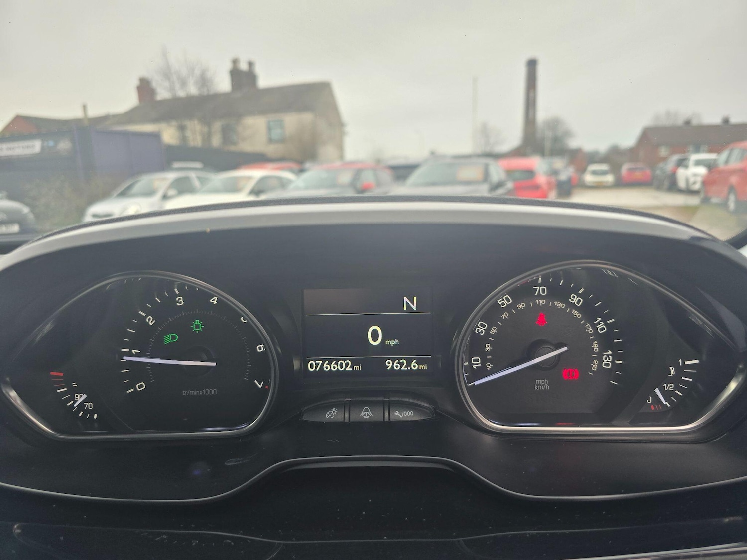 Used Peugeot 2008 2014 for sale - 77237969: Photo 10