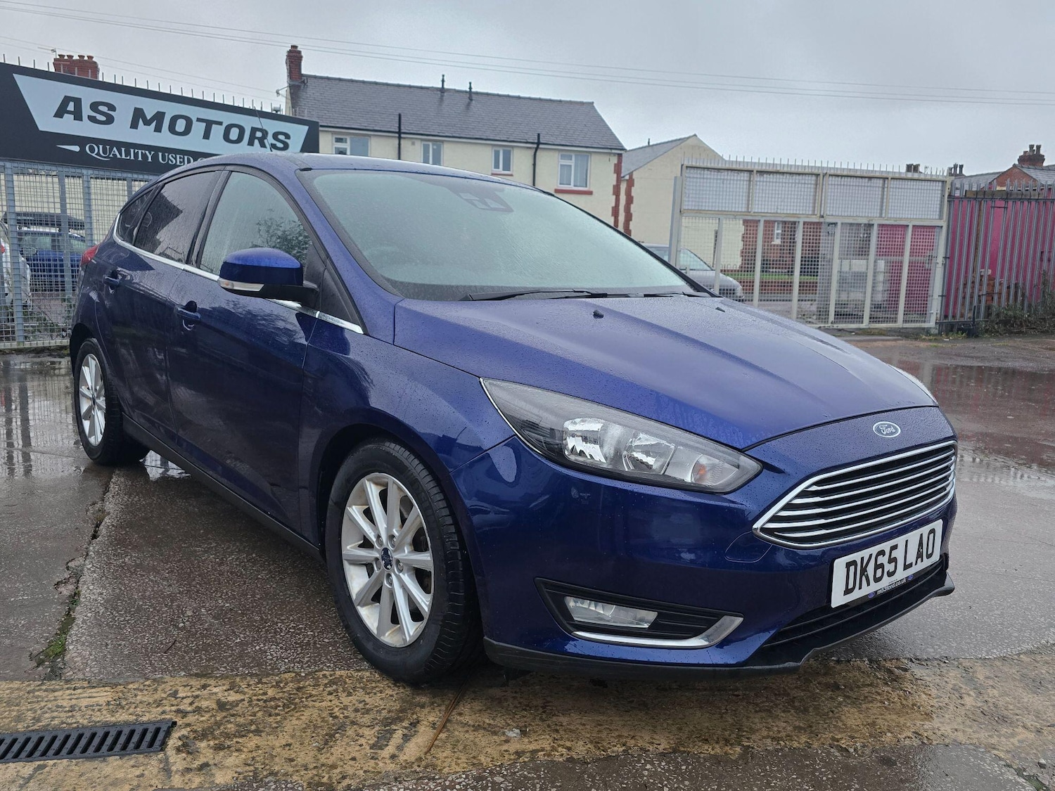 Used Ford Focus 2015 for sale - 76824837: Photo 1