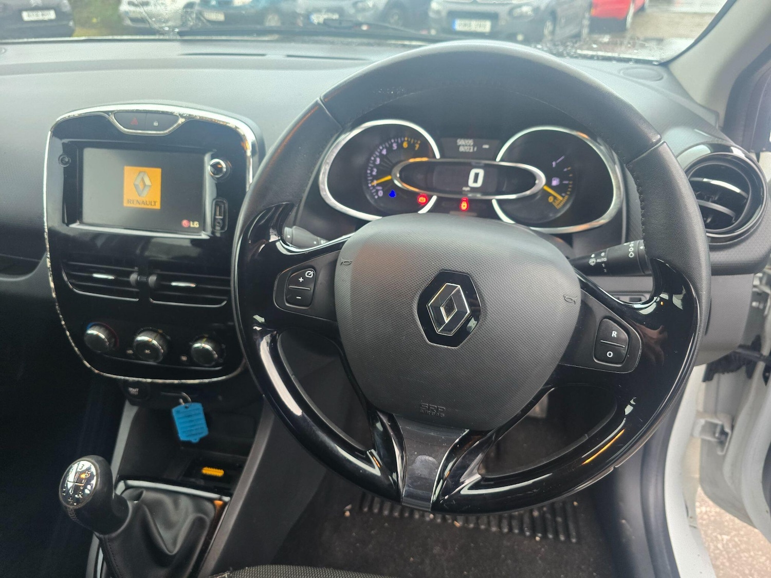 Used Renault Clio 2014 for sale - 77190992: Photo 9