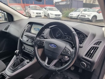 Used Ford Focus 2016 for sale - 78136354: Photo