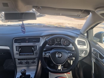 Used Volkswagen Golf 2014 for sale - 77839942: Photo