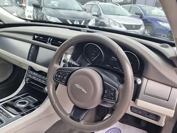 Used Jaguar XF 2016 for sale - 79831562: Photo