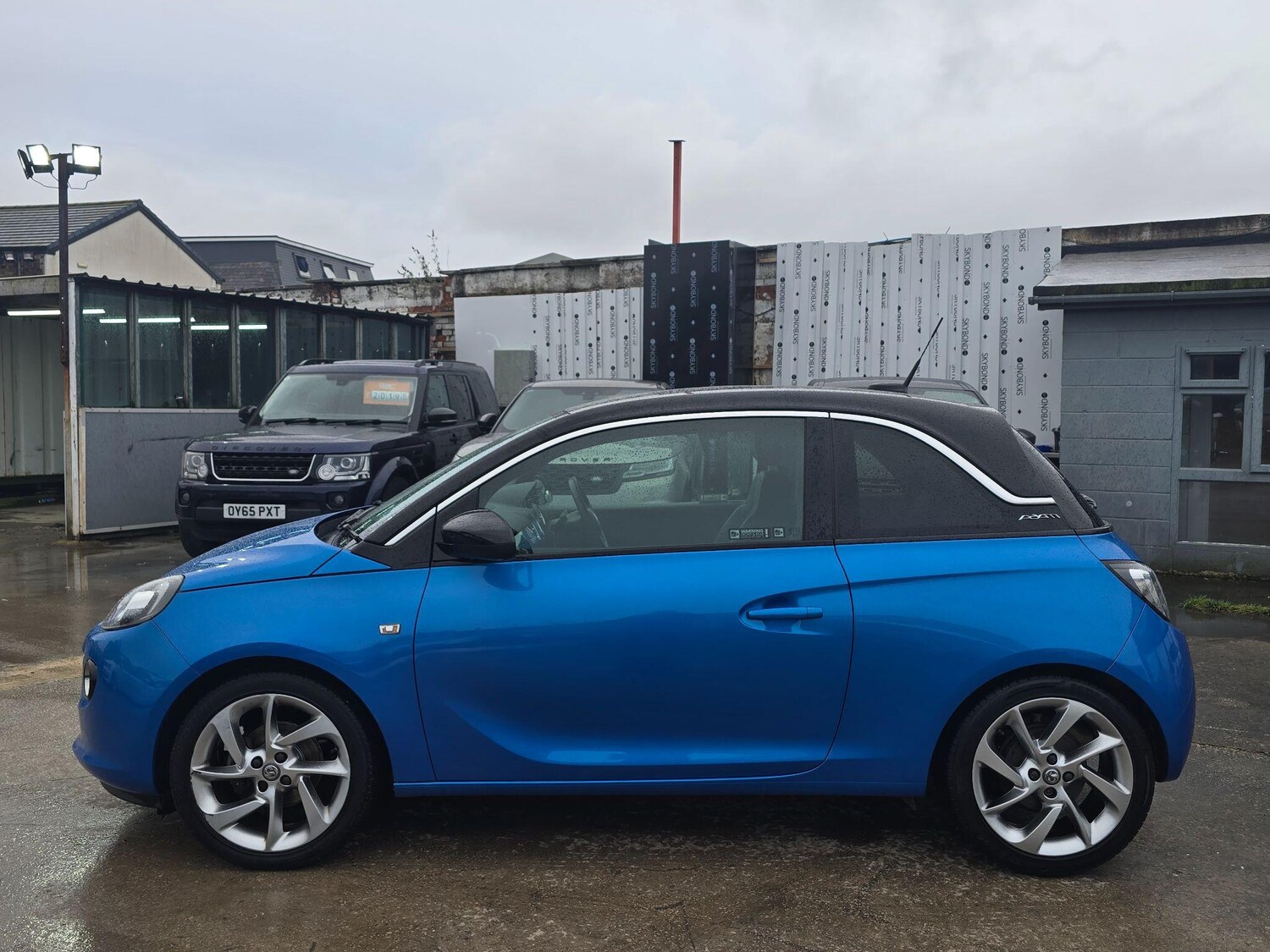 Used Vauxhall ADAM 2017 for sale - 77684098: Photo 4