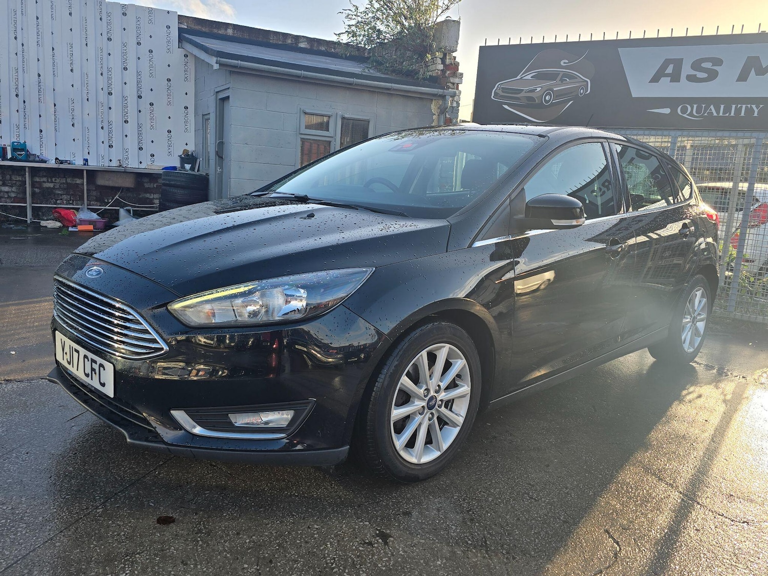 Used Ford Focus 2017 for sale - 76742374: Photo 3