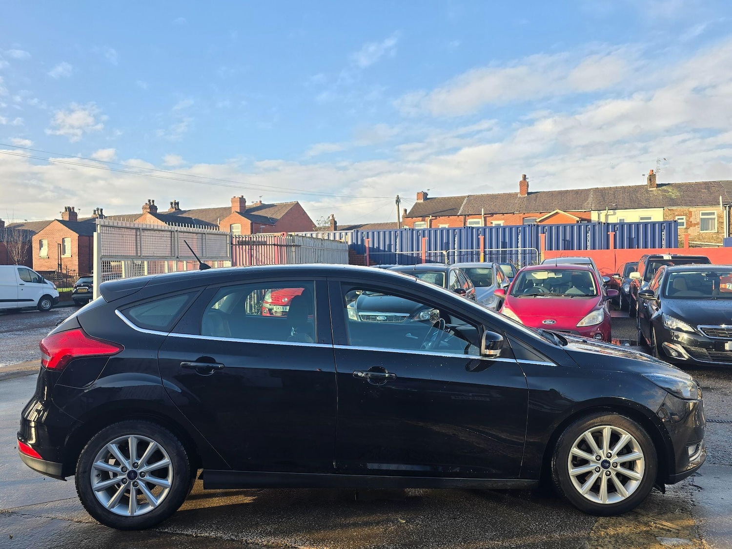 Used Ford Focus 2017 for sale - 76742374: Photo 8