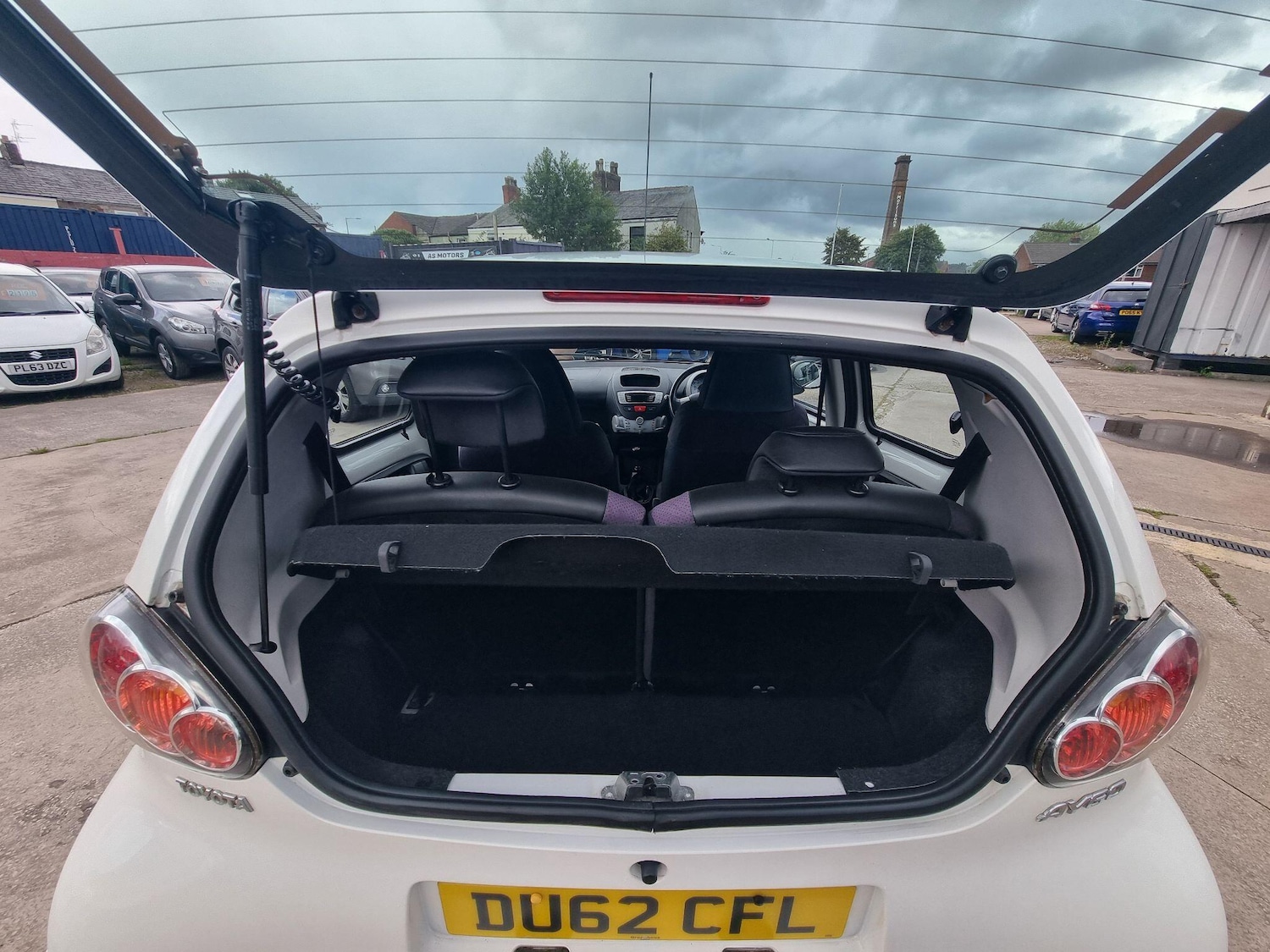 Used Toyota AYGO 2012 for sale - 76370485: Photo 12