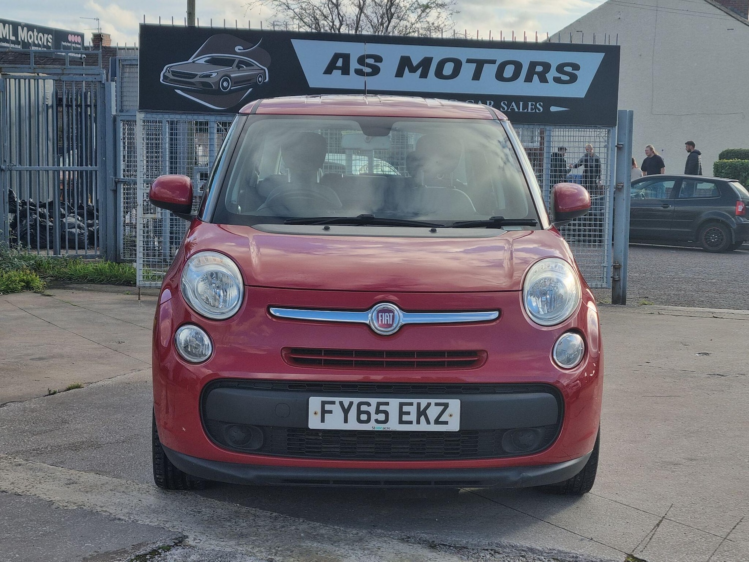 Used Fiat 500L 2015 for sale - 76371426: Photo 2