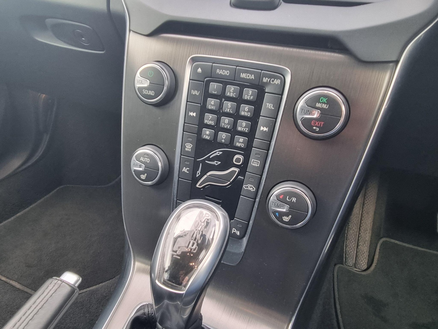 Used Volvo V40 for sale - 77412131: Photo 13