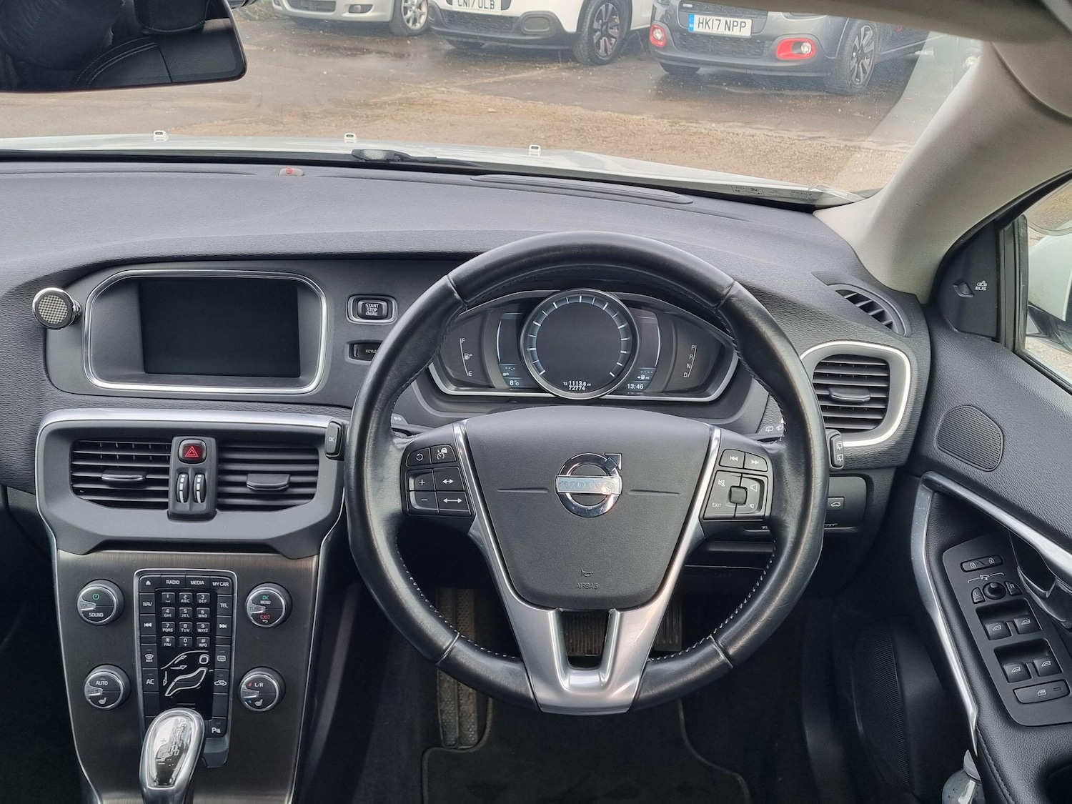 Used Volvo V40 for sale - 77412131: Photo 4