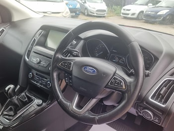 Used Ford Focus 2015 for sale - 79553531: Photo