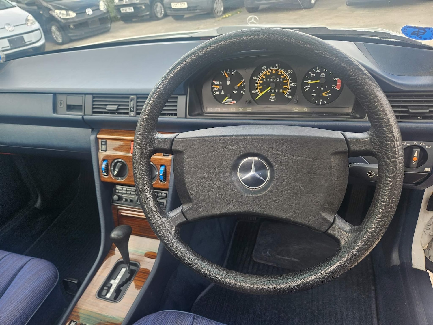 Used Mercedes-Benz 230 for sale - 76370659: Photo 9