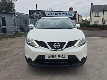 Used Nissan Qashqai 2014 for sale - 76371489: Photo