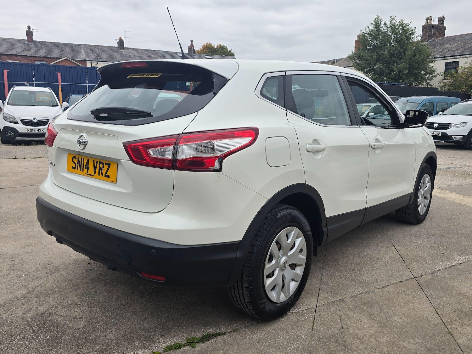 Used Nissan Qashqai 2014 for sale - 76371489: Photo 7