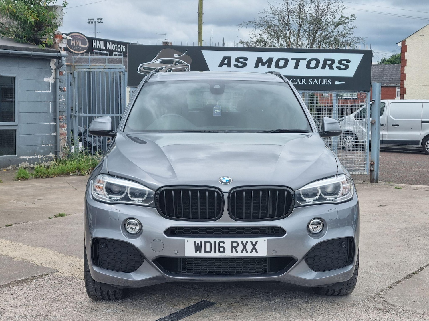 Used BMW X5 2016 for sale - 76715603: Photo 2
