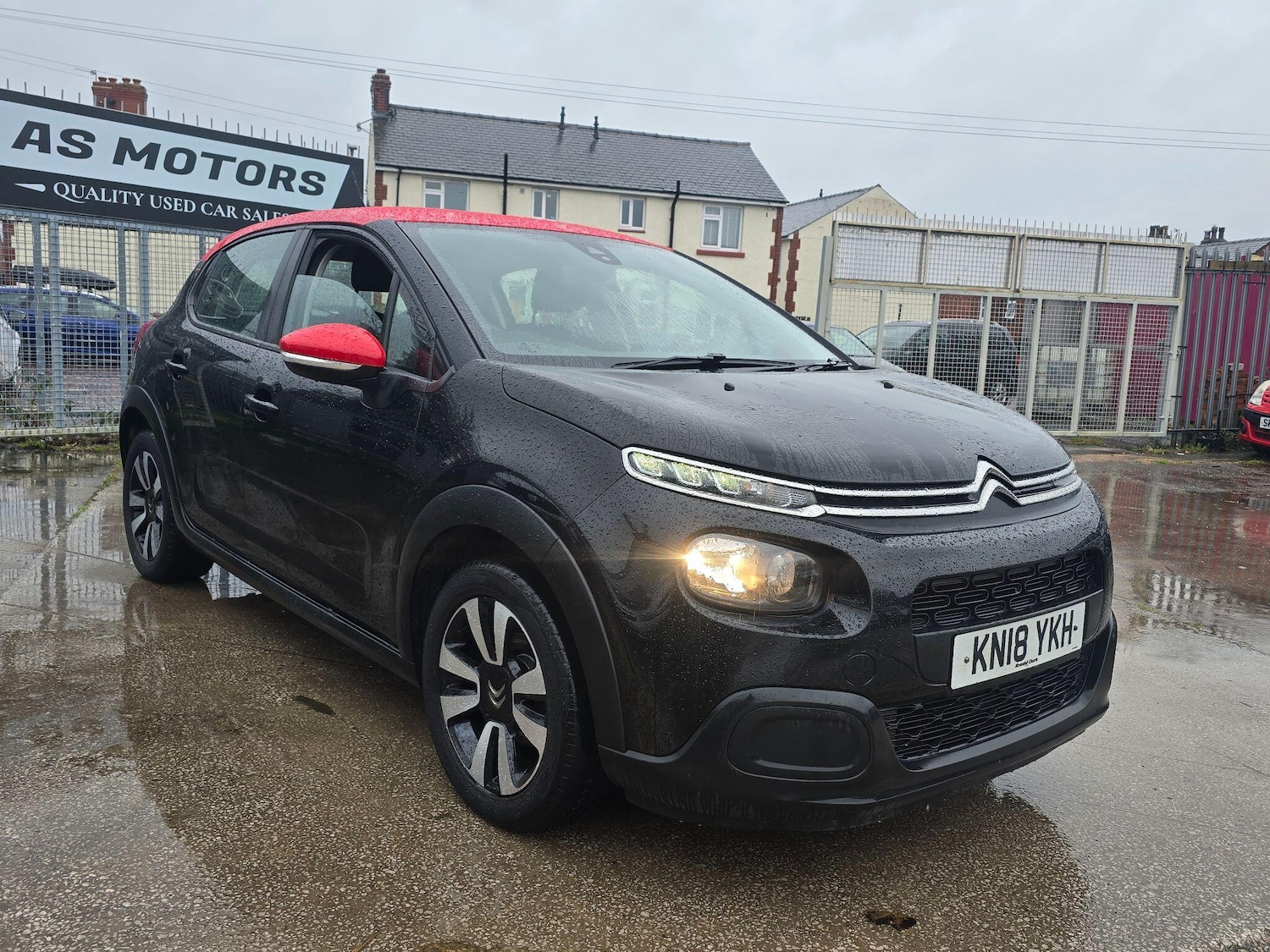 Used Citroen C3 2018 for sale - 76824232: Photo 1
