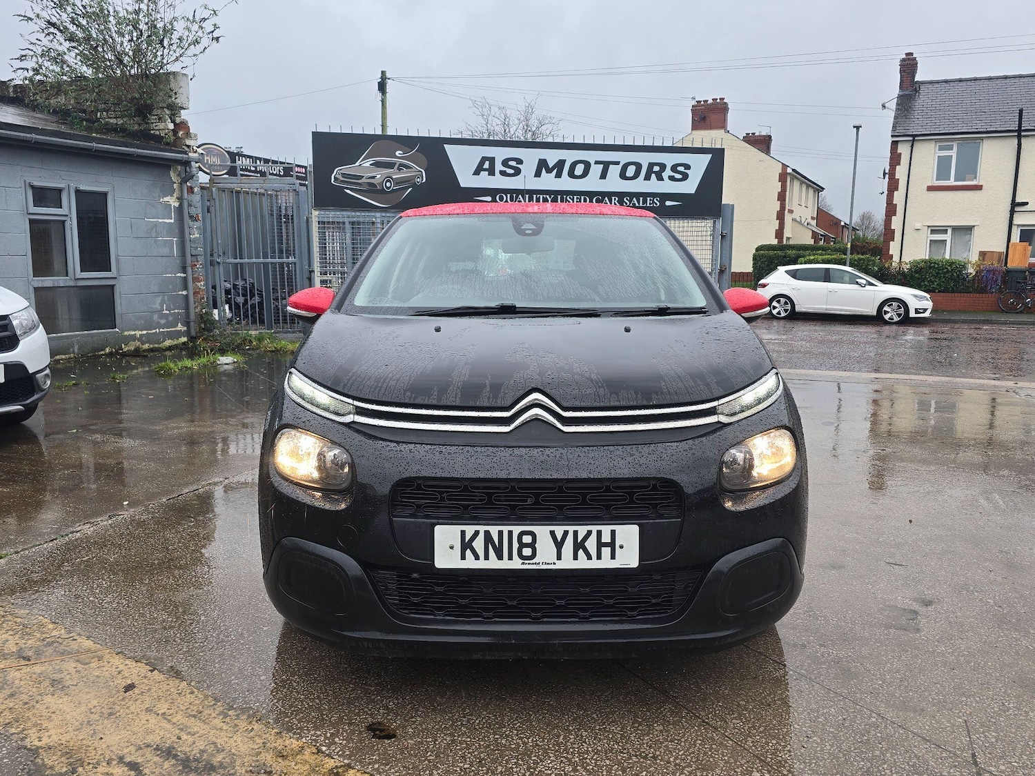 Used Citroen C3 2018 for sale - 76824232: Photo 2