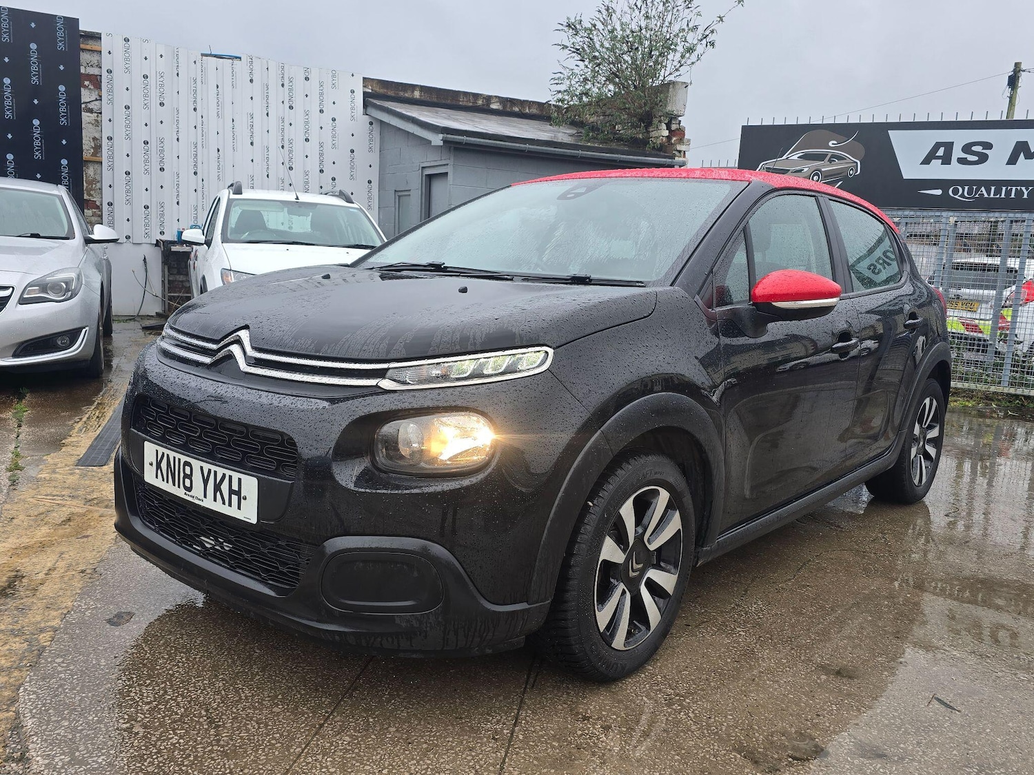 Used Citroen C3 2018 for sale - 76824232: Photo 3