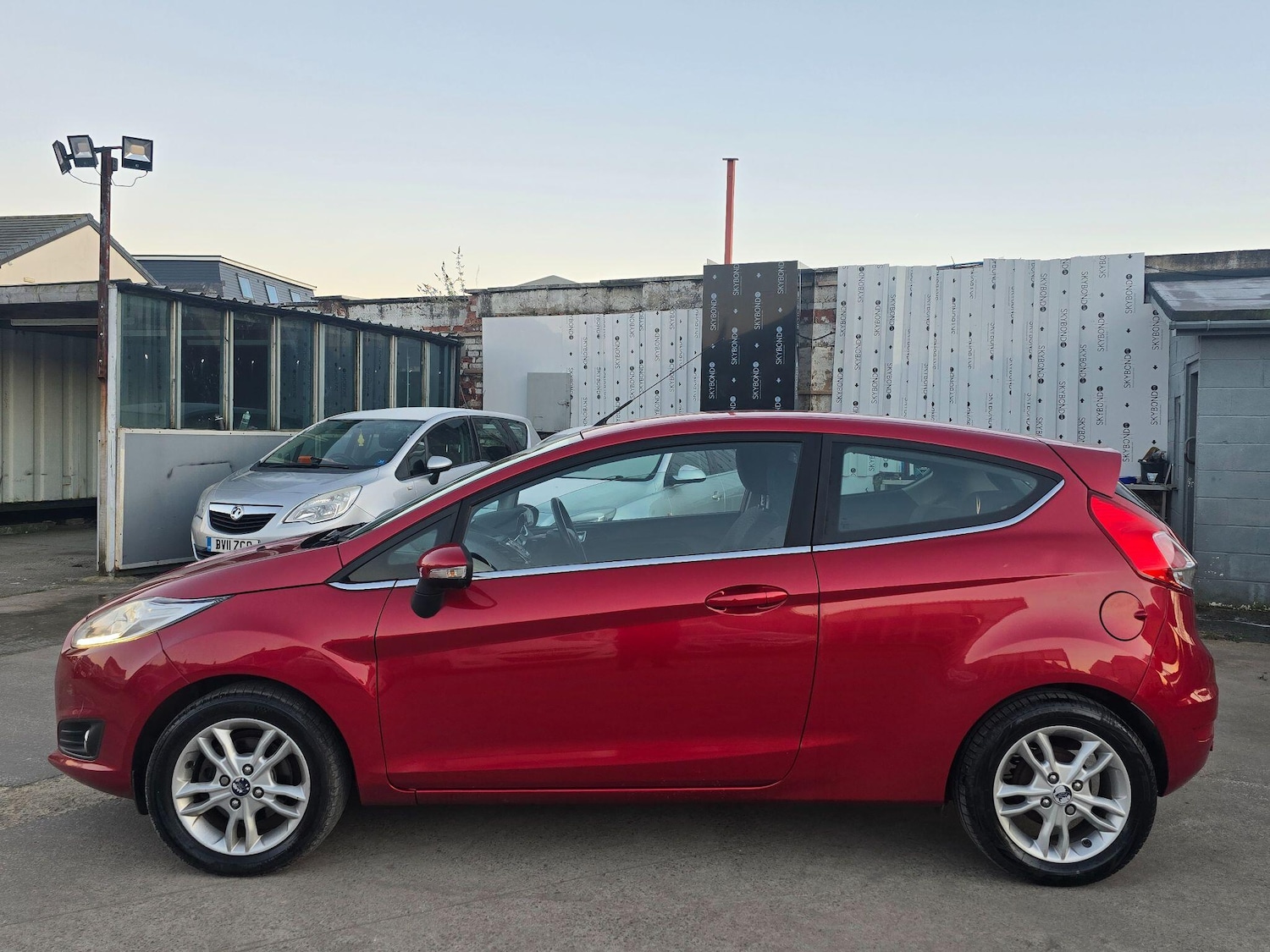 Used Ford Fiesta 2015 for sale - 77120235: Photo 4