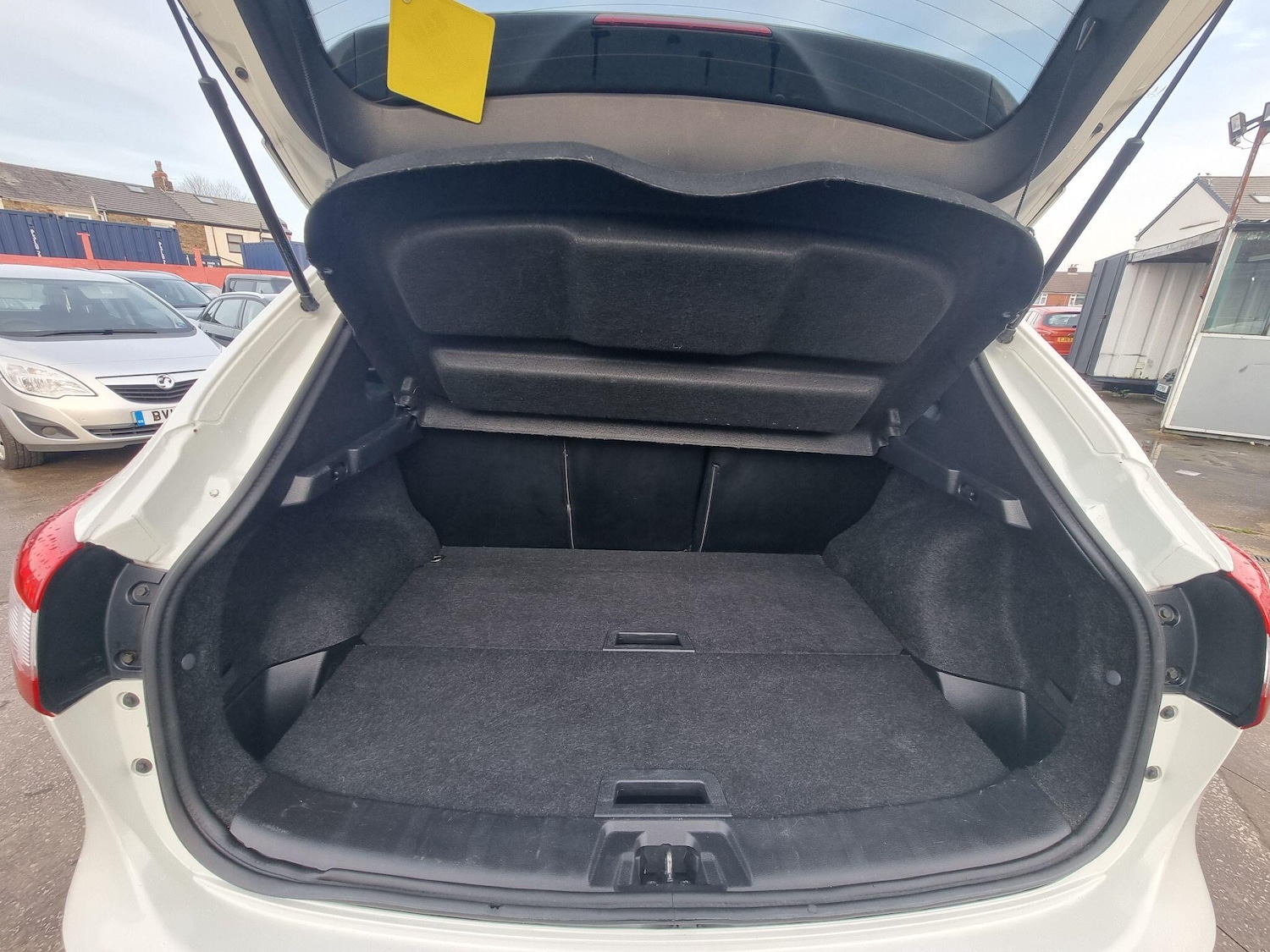 Used Nissan Qashqai 2016 for sale - 76992301: Photo 13